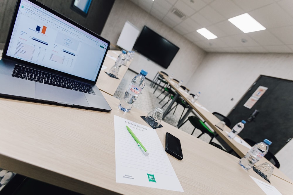 Ibis Styles Contres Cheverny 37/46
