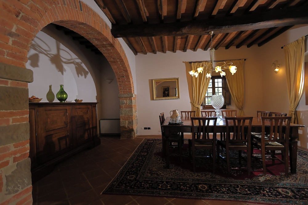 Casale Le Corti 46/76