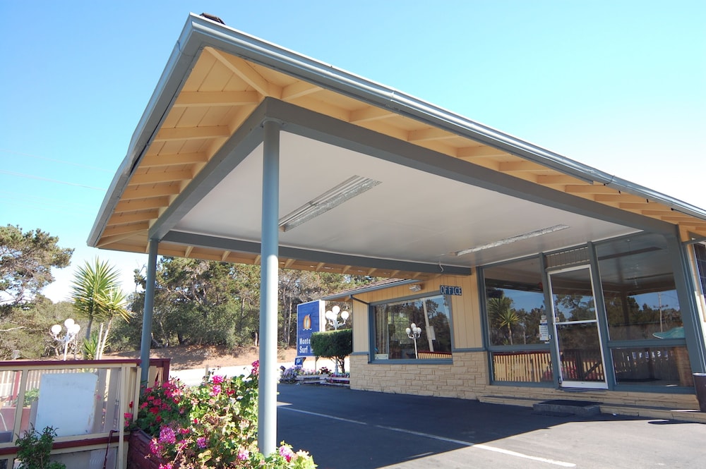 Monterey Surf Inn 11/40