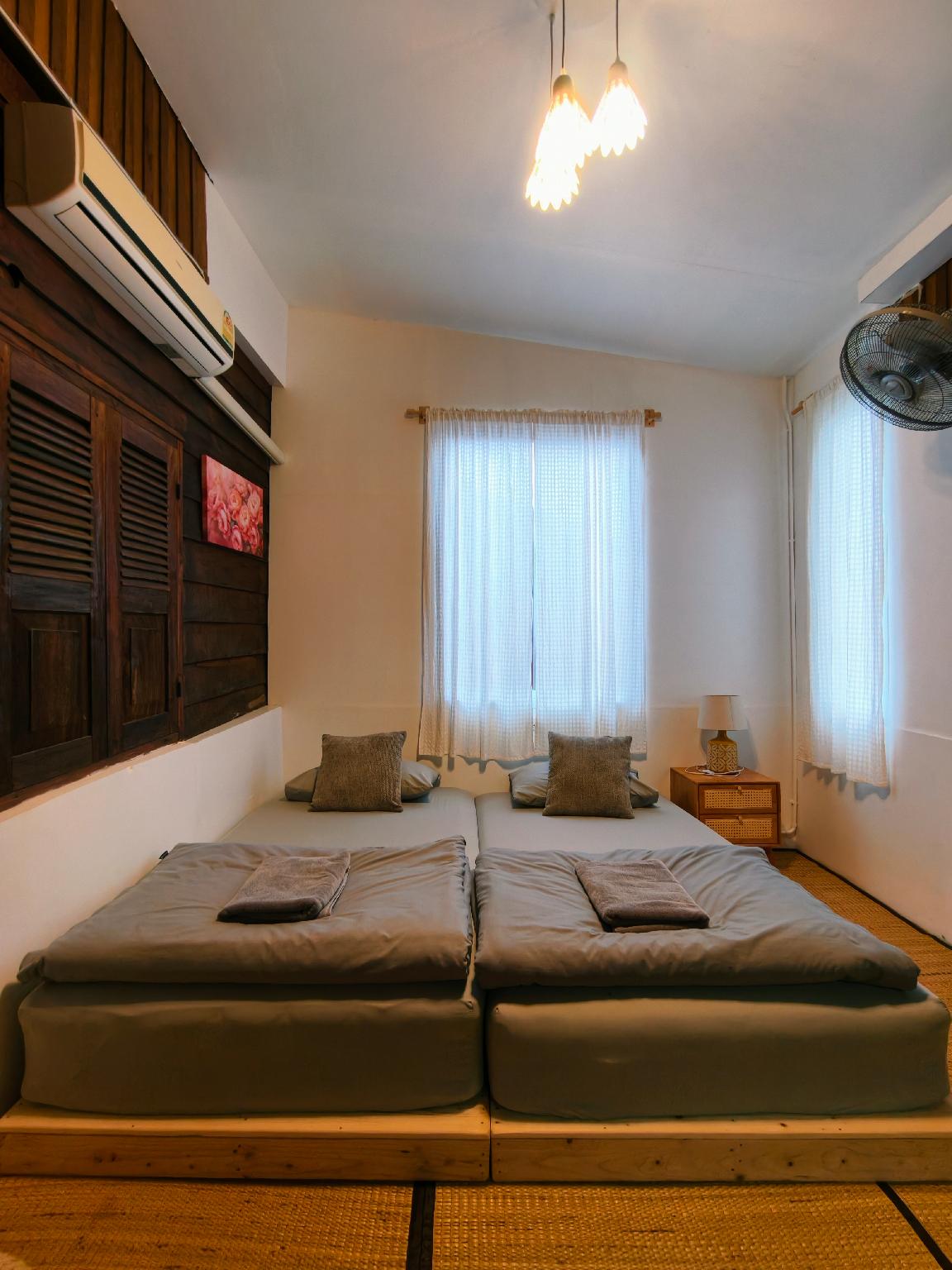 Husband & Wife Guesthouse 4/66