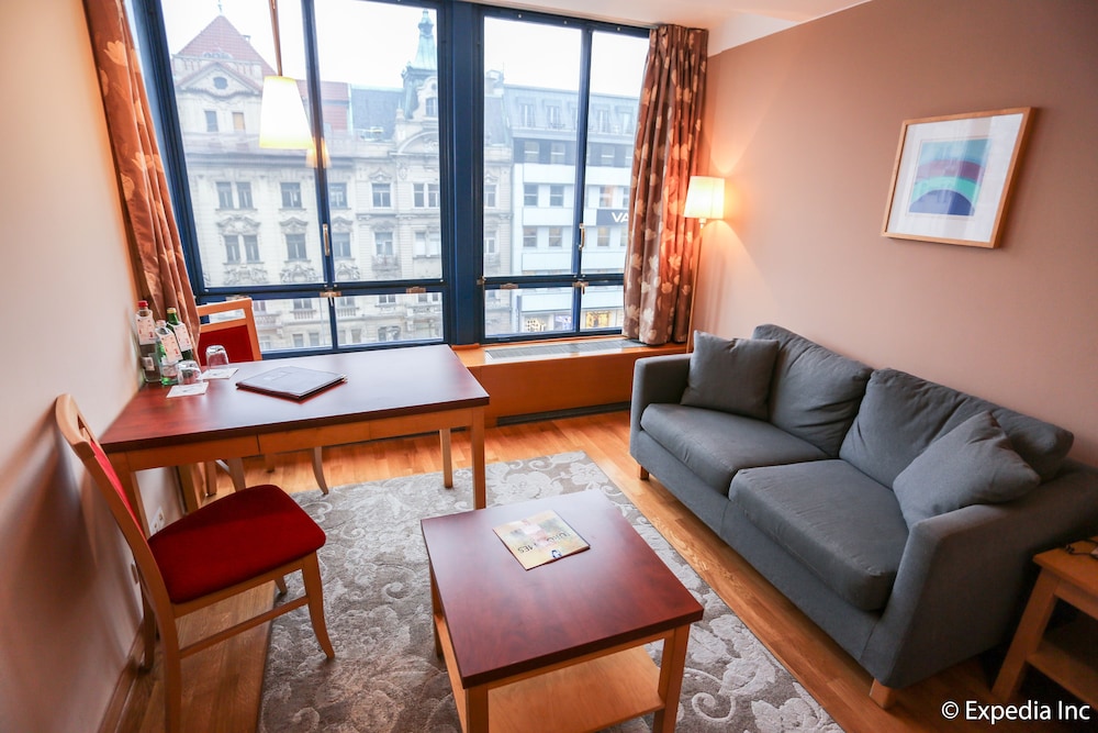 EA Hotel Julis 28/49