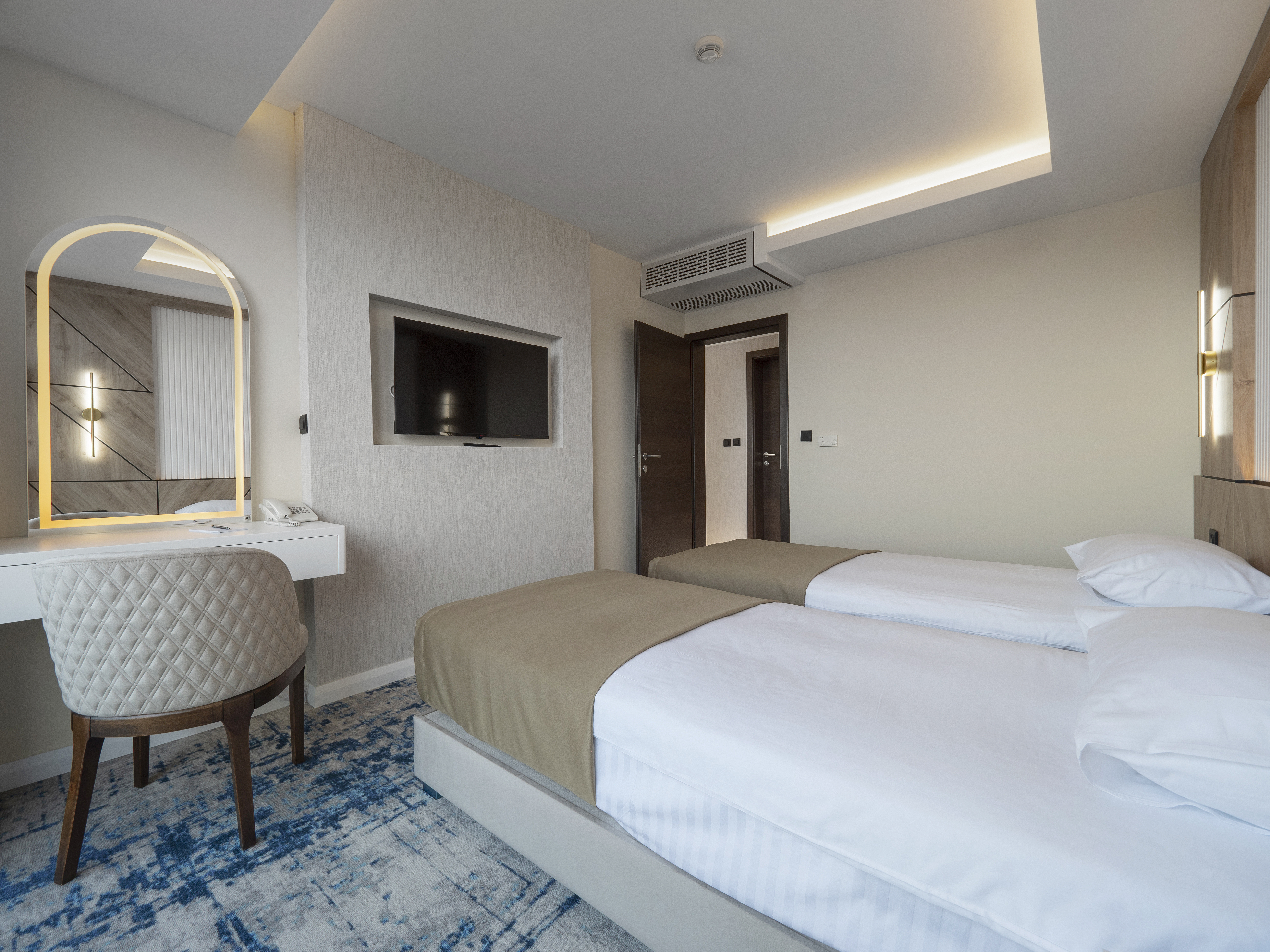 غرفة عائلية، Tara Hotel 3/5