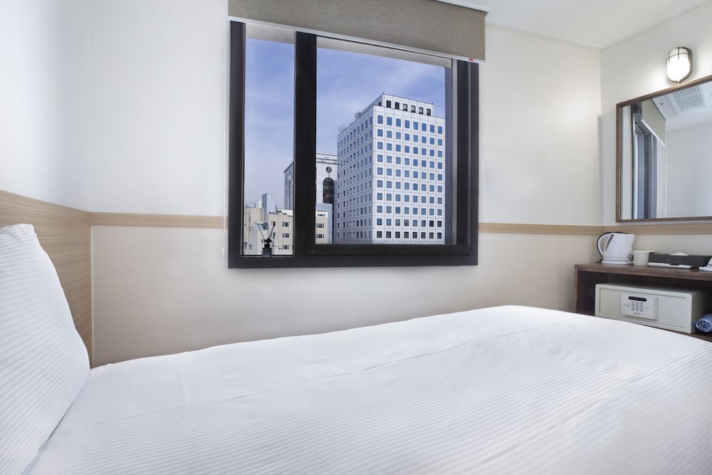 Five Hotel Jongno 32/54
