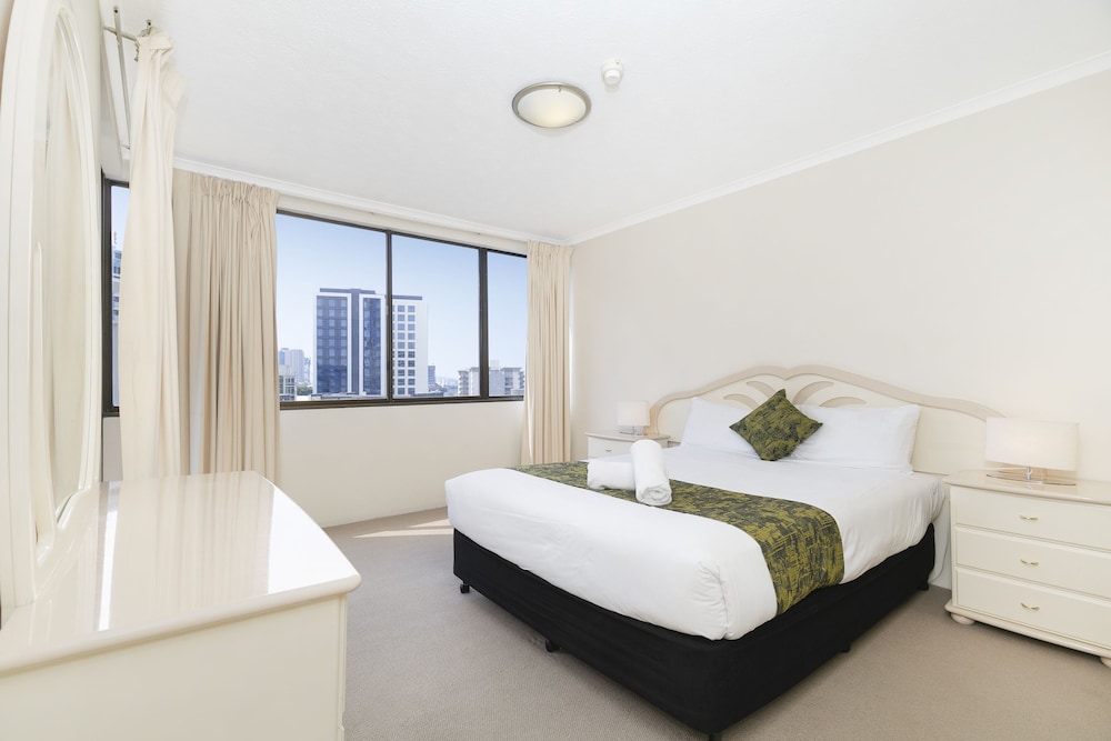 2 BEDROOMS, APARTMENT, BALCONY