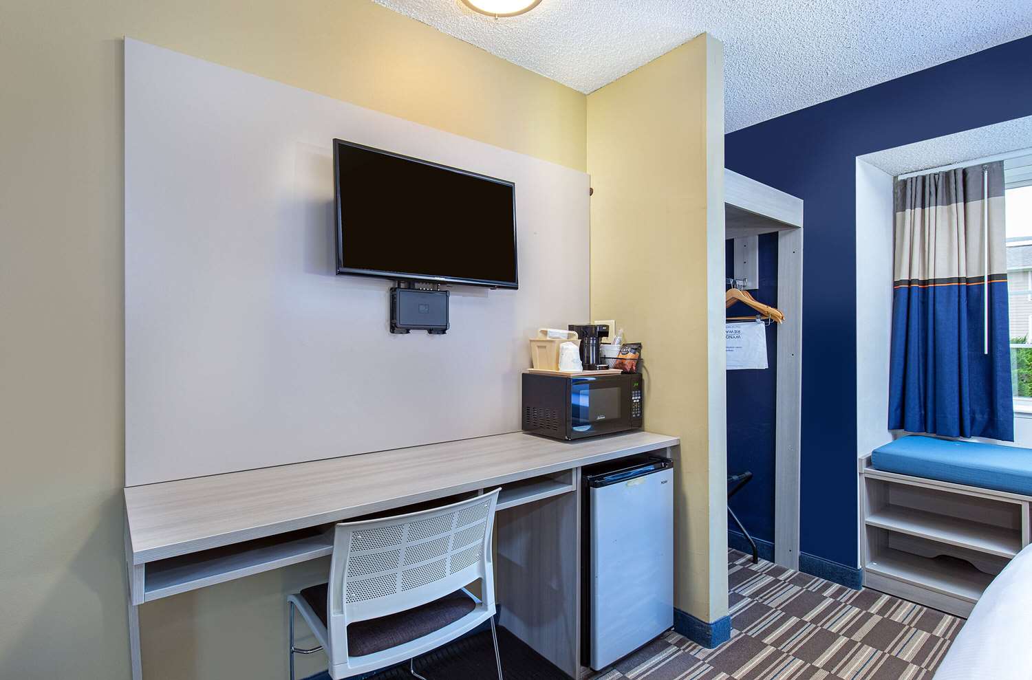 Microtel Inn Suites By Wyndham Dry Ridge 27/30