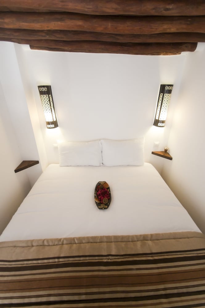 Riad El Maâti 24/66