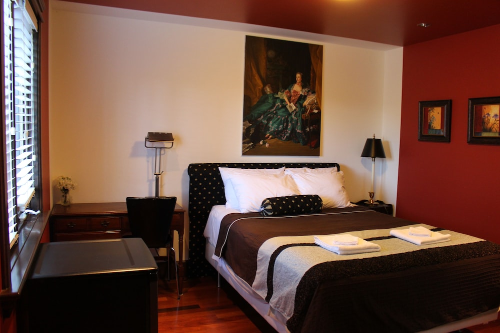 Westmount River Inn 14/48