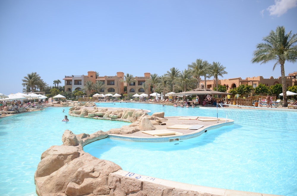 Rehana Royal Beach Resort and Spa 7/68