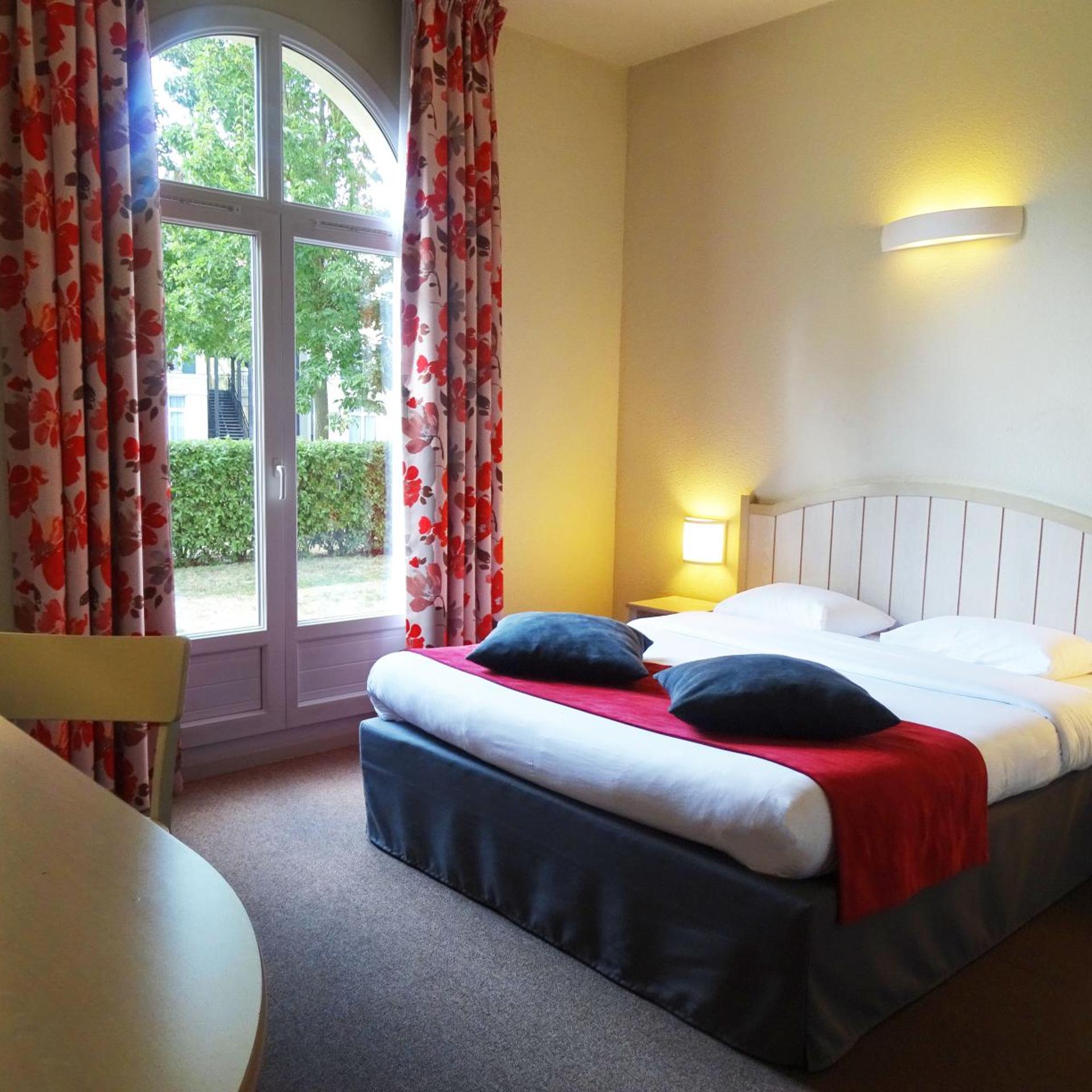 Room, King Bed