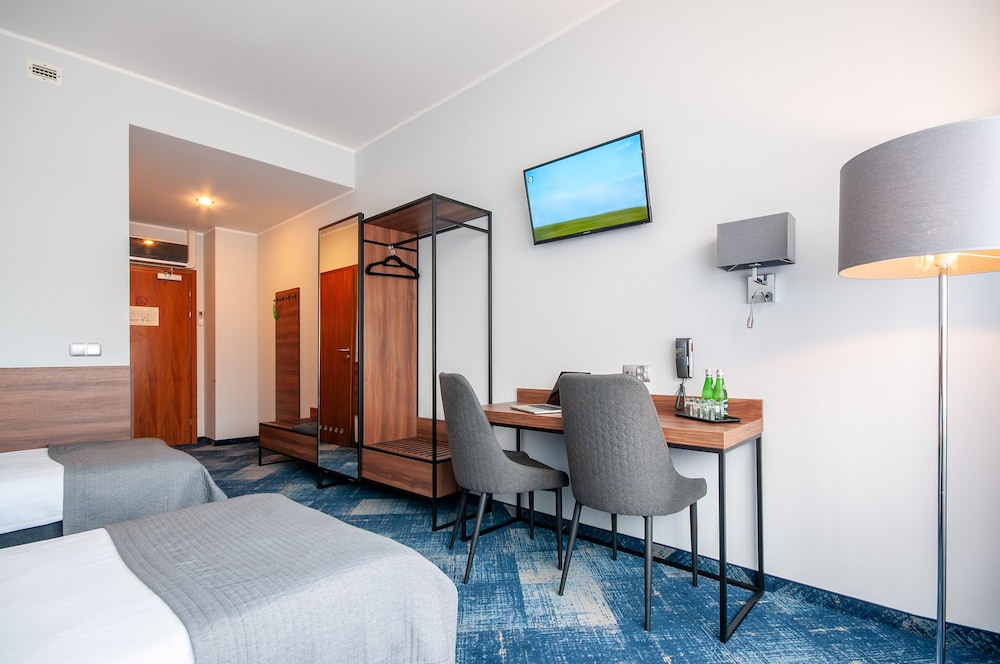 Hotel Oliwski 25/34