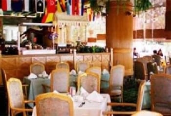 Grand Palace Hotel 34/39