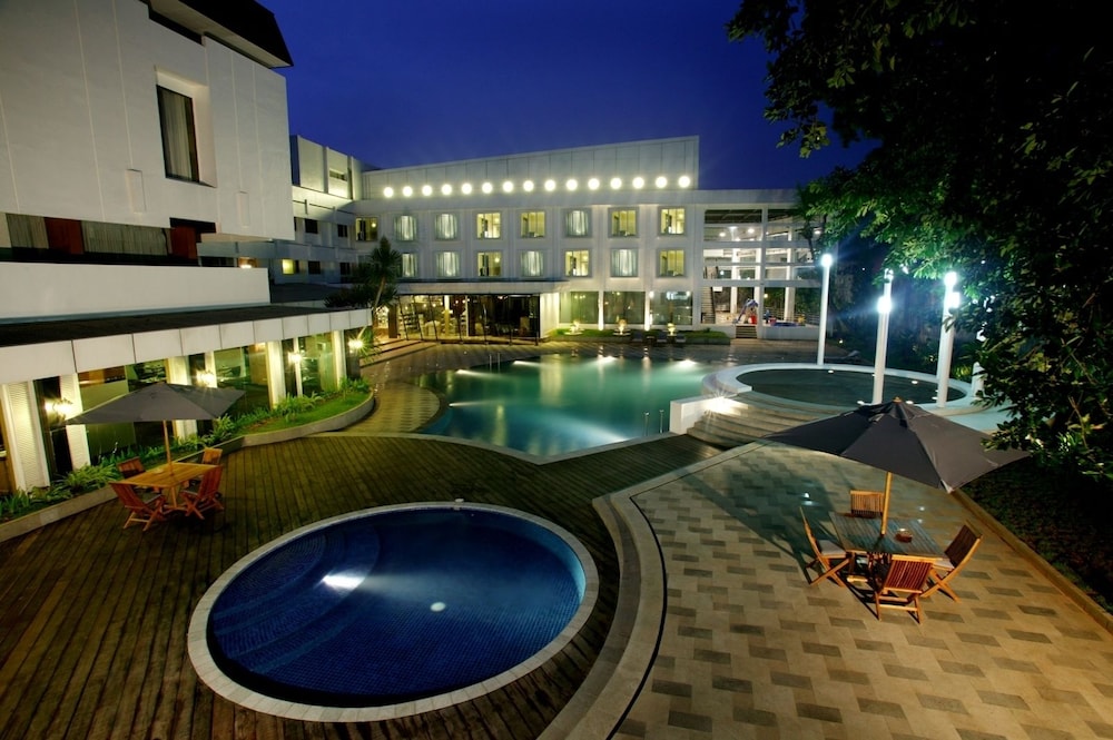 Grandkemang Hotel 45/50