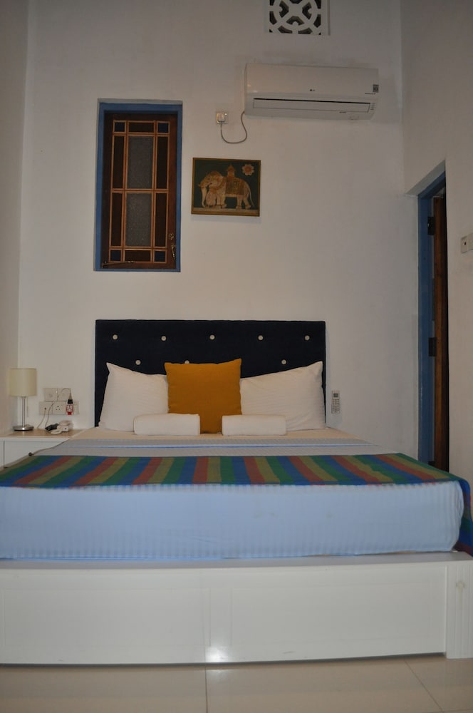 Villa 92 42/69