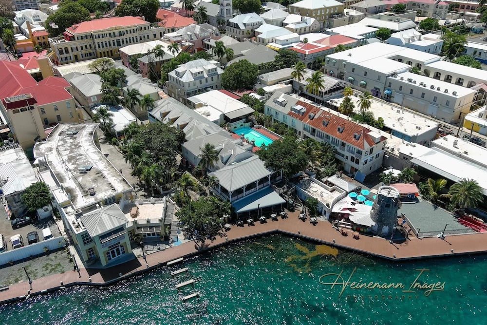 Club Comanche Hotel St Croix 57/58