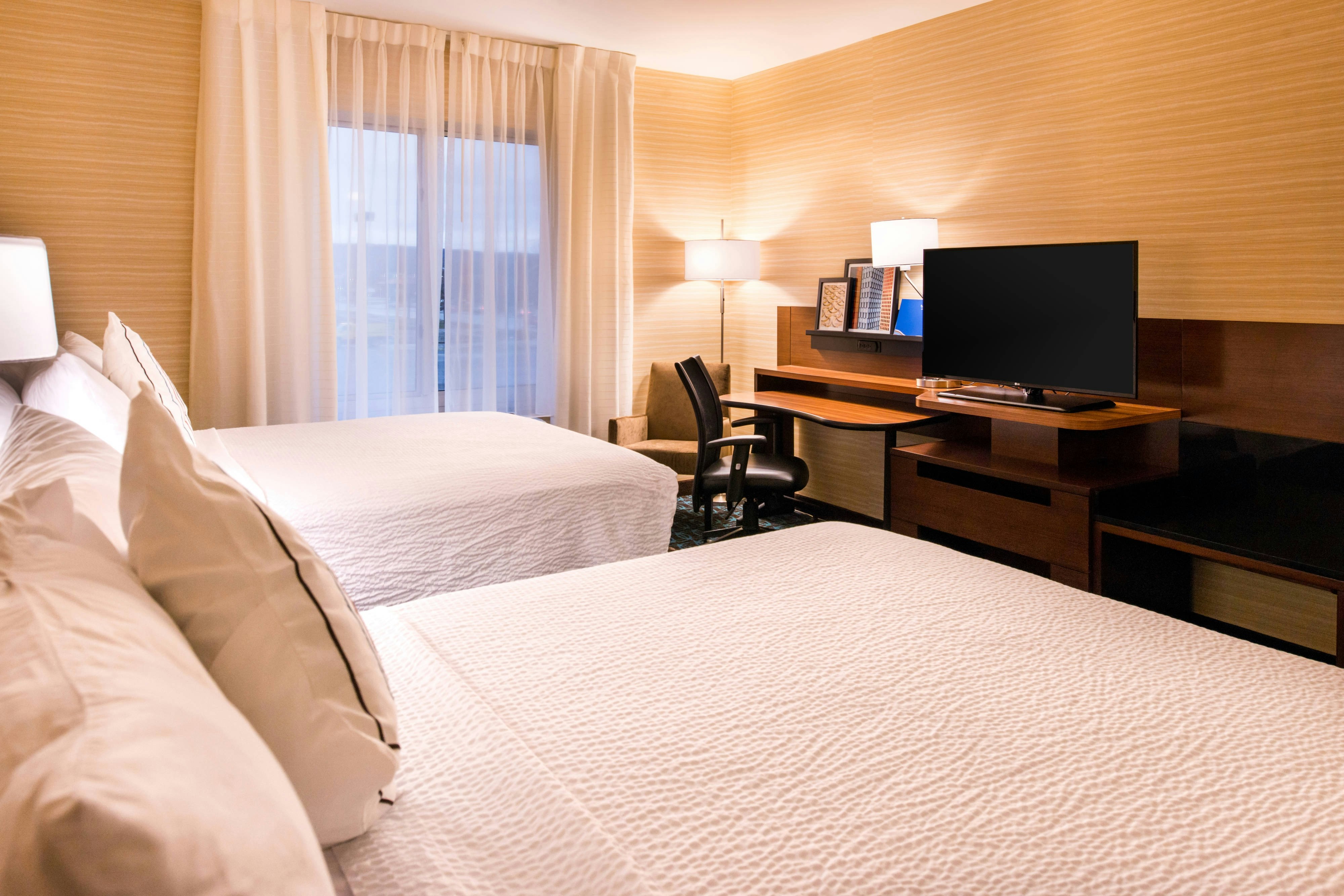 room, 2 queen beds