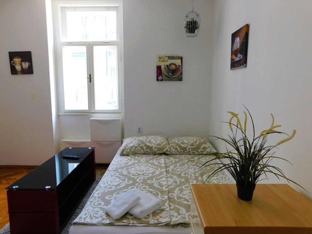 APARTMENTS IVO 21/43
