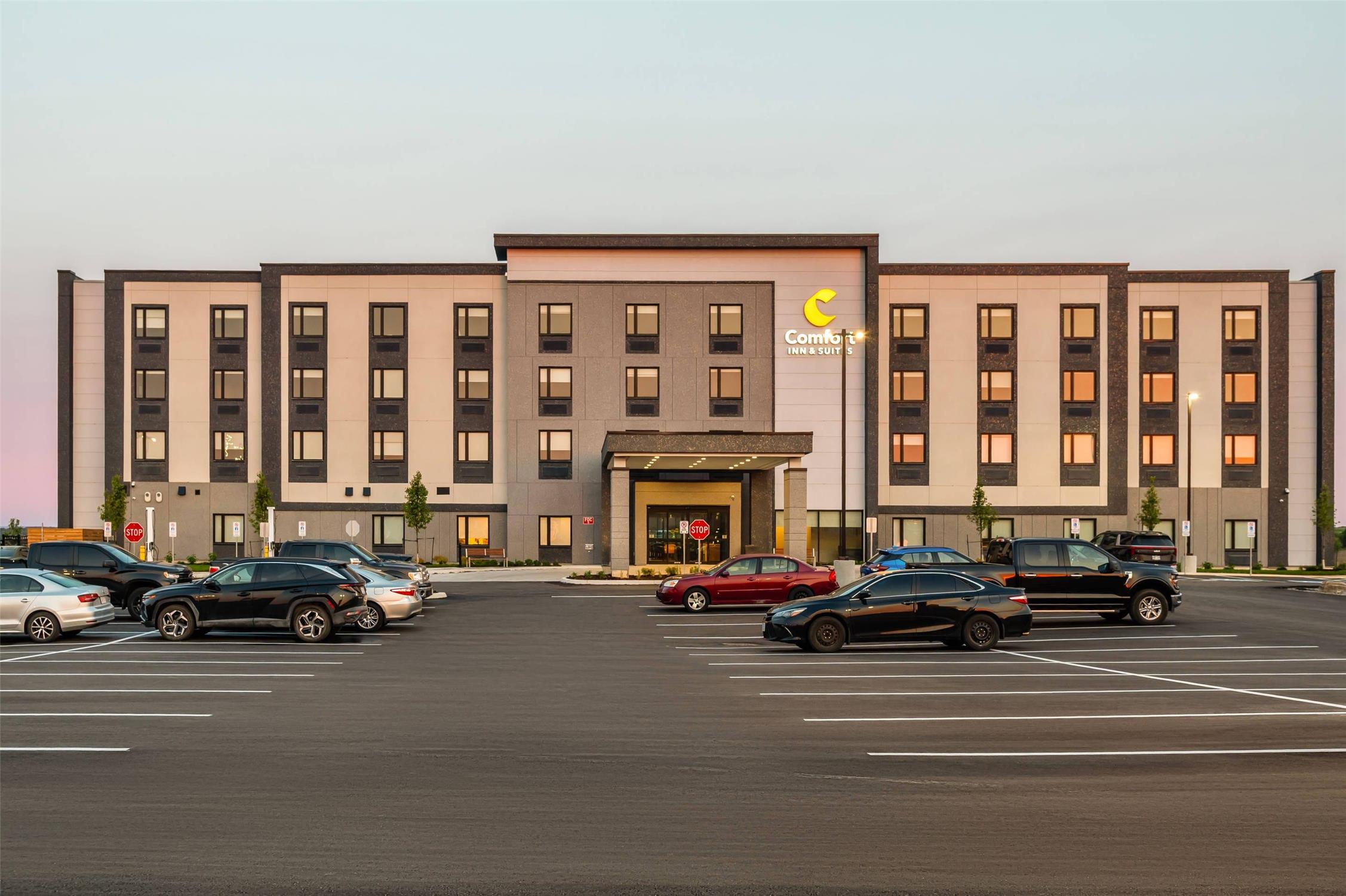 Comfort Inn and Suites Bradford 51/52