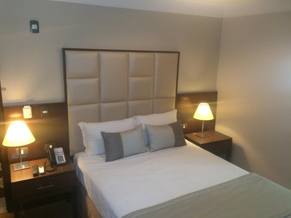 ROYAL ATLANTICA MACAE HOTEL 35/60