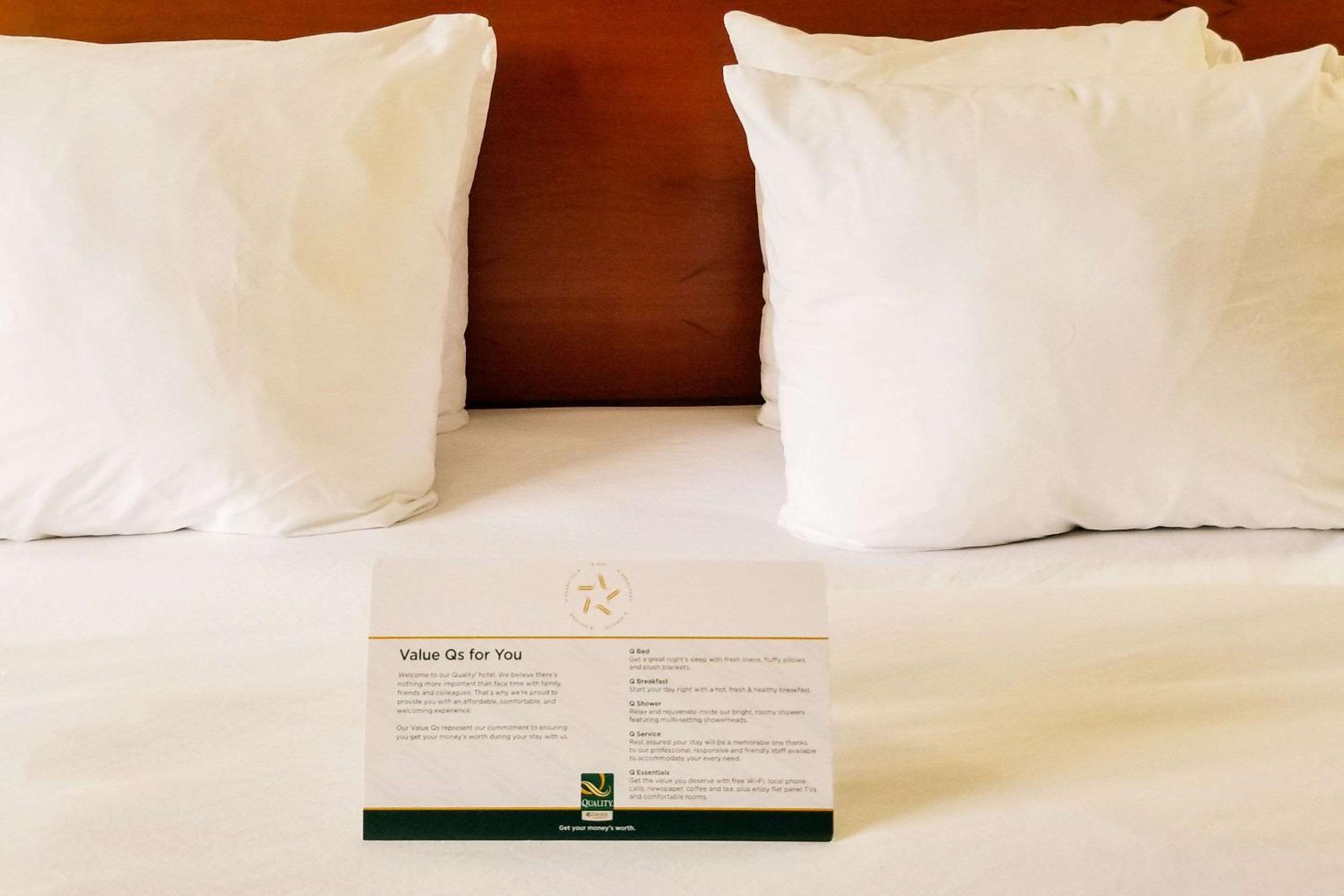 ROOM, KING BED, ACCESSIBLE