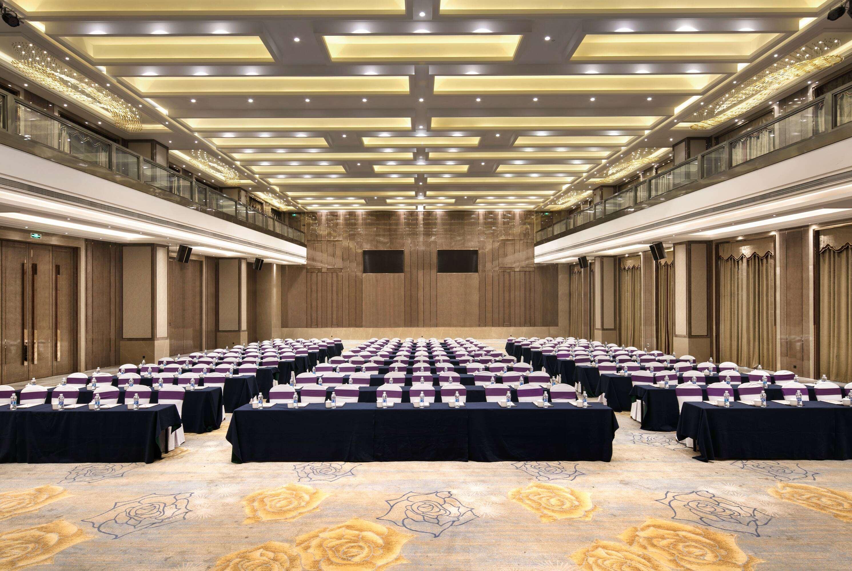 Ramada by Wyndham Wuhan Dongxihu 32/35
