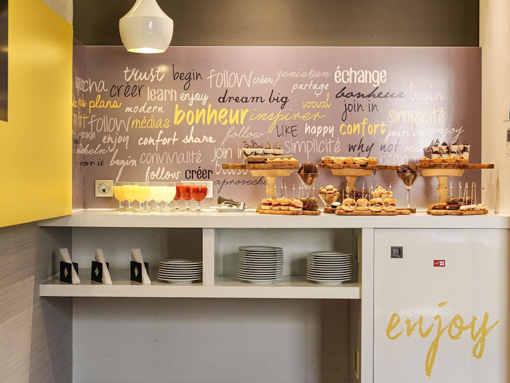 Ibis Sfax 12/66