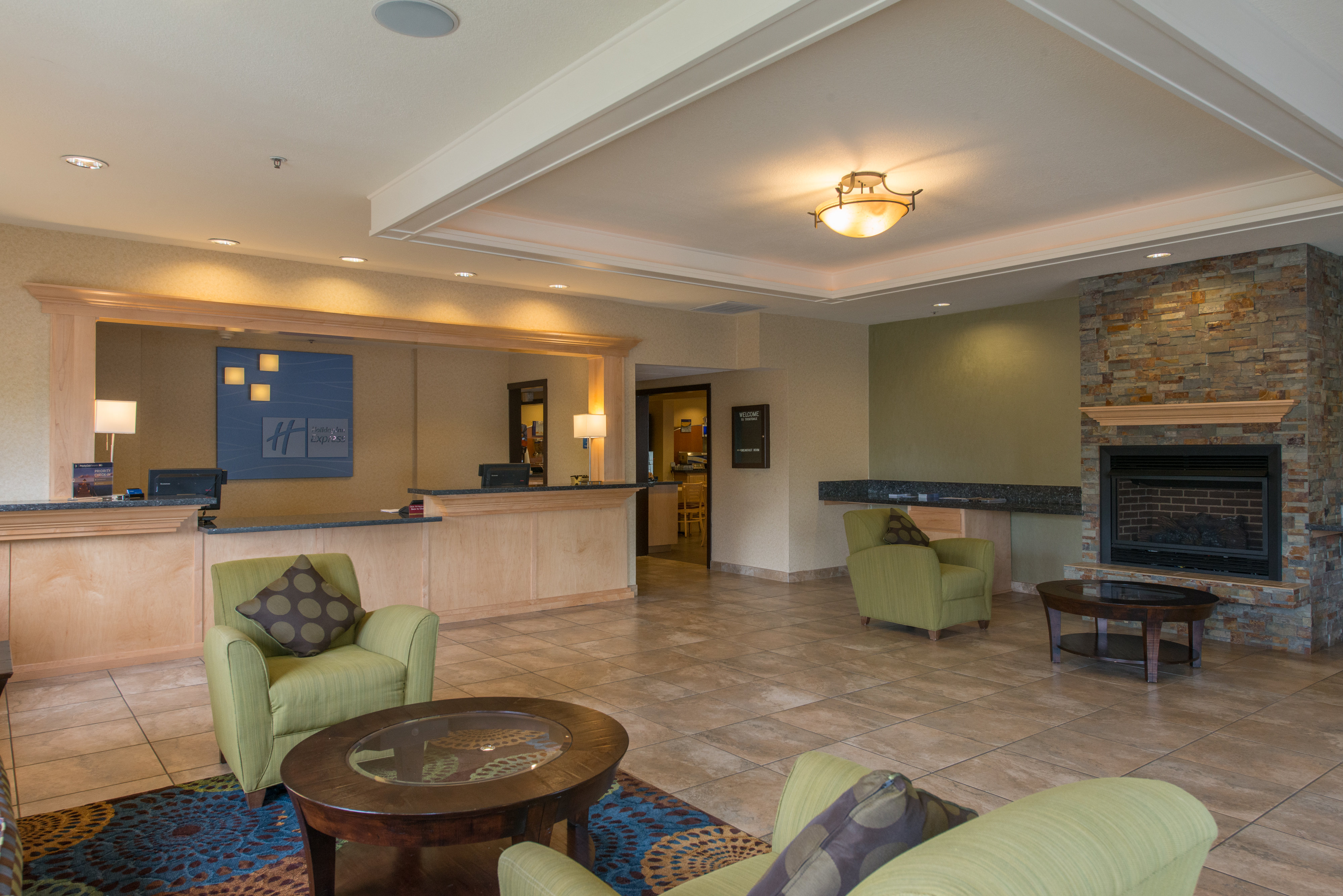 Holiday Inn Express Portland East - Troutdale 60/78