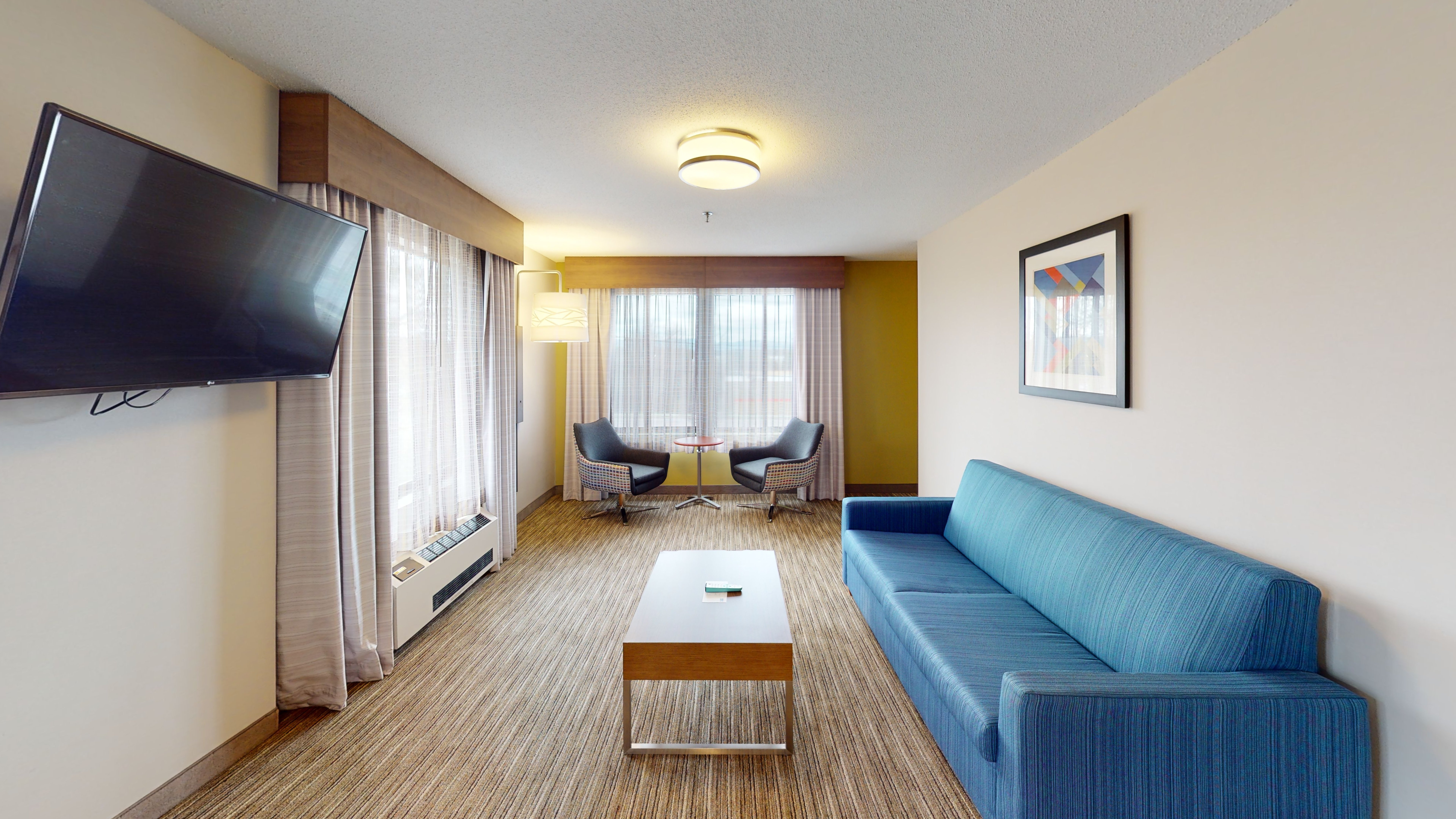 HOLIDAY INN EXPRESS SOUTH BURLINGTON 17/21