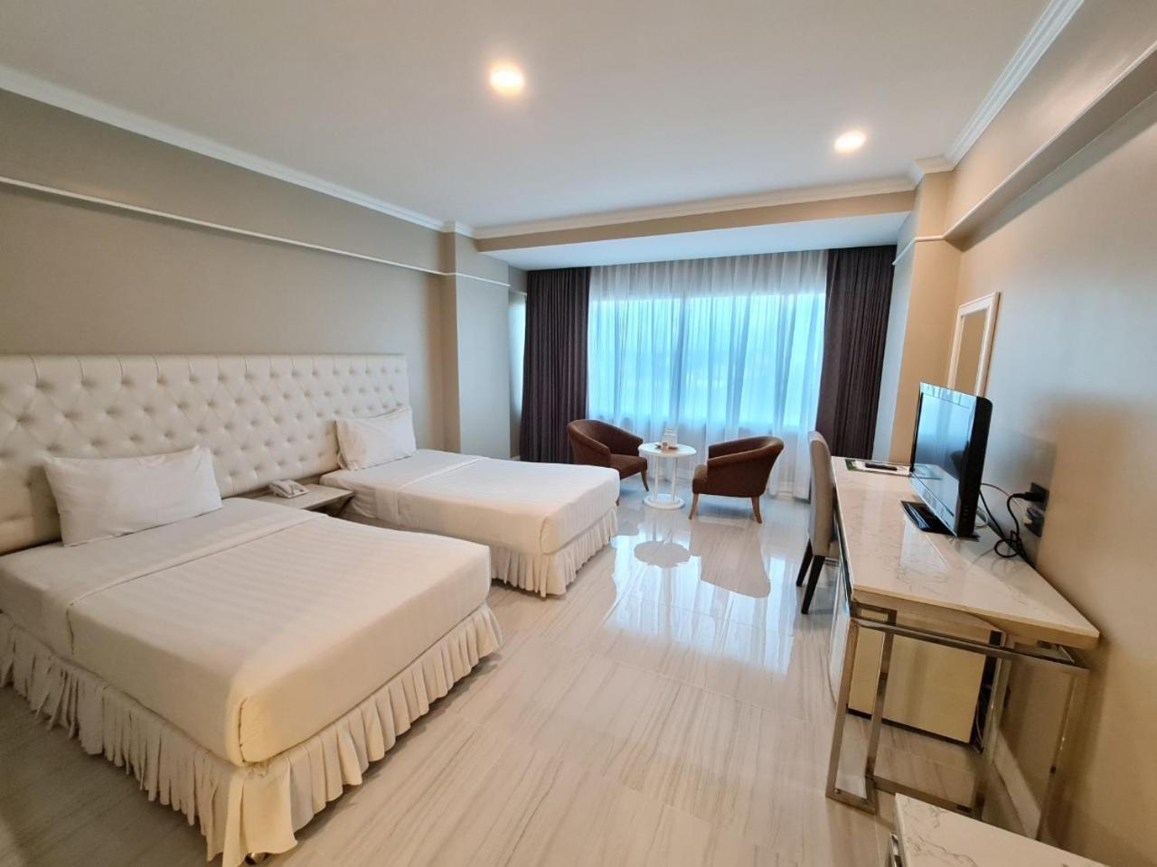 Chaisaeng Palace Hotel 4/20