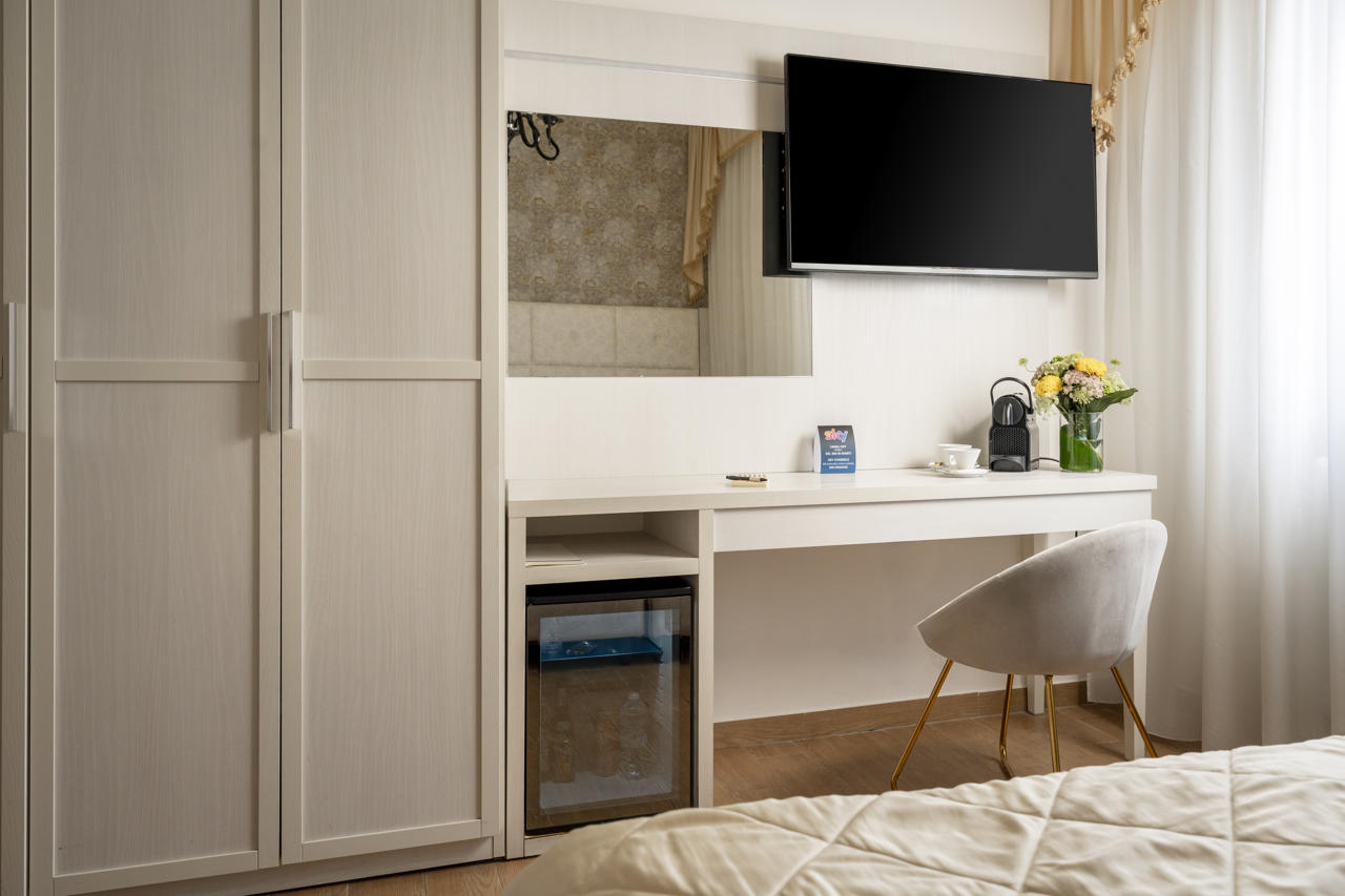 Hotel Re Enzo 98/102