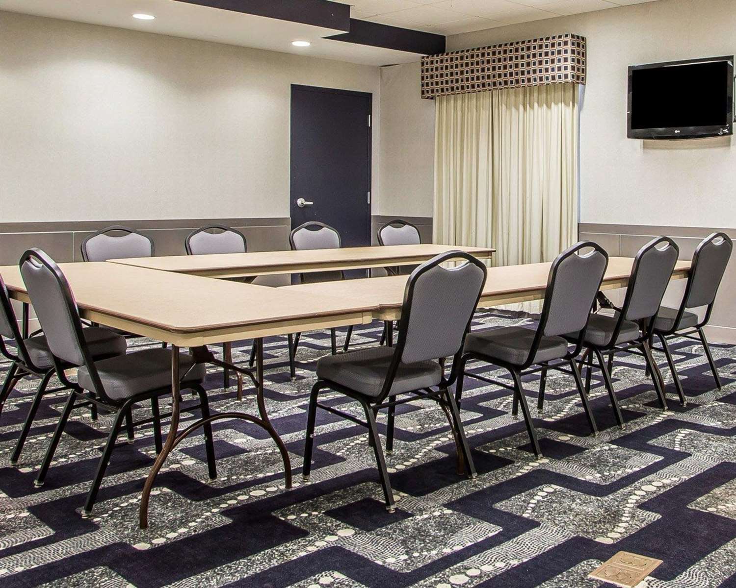 Comfort Suites Troy-I75 64/69