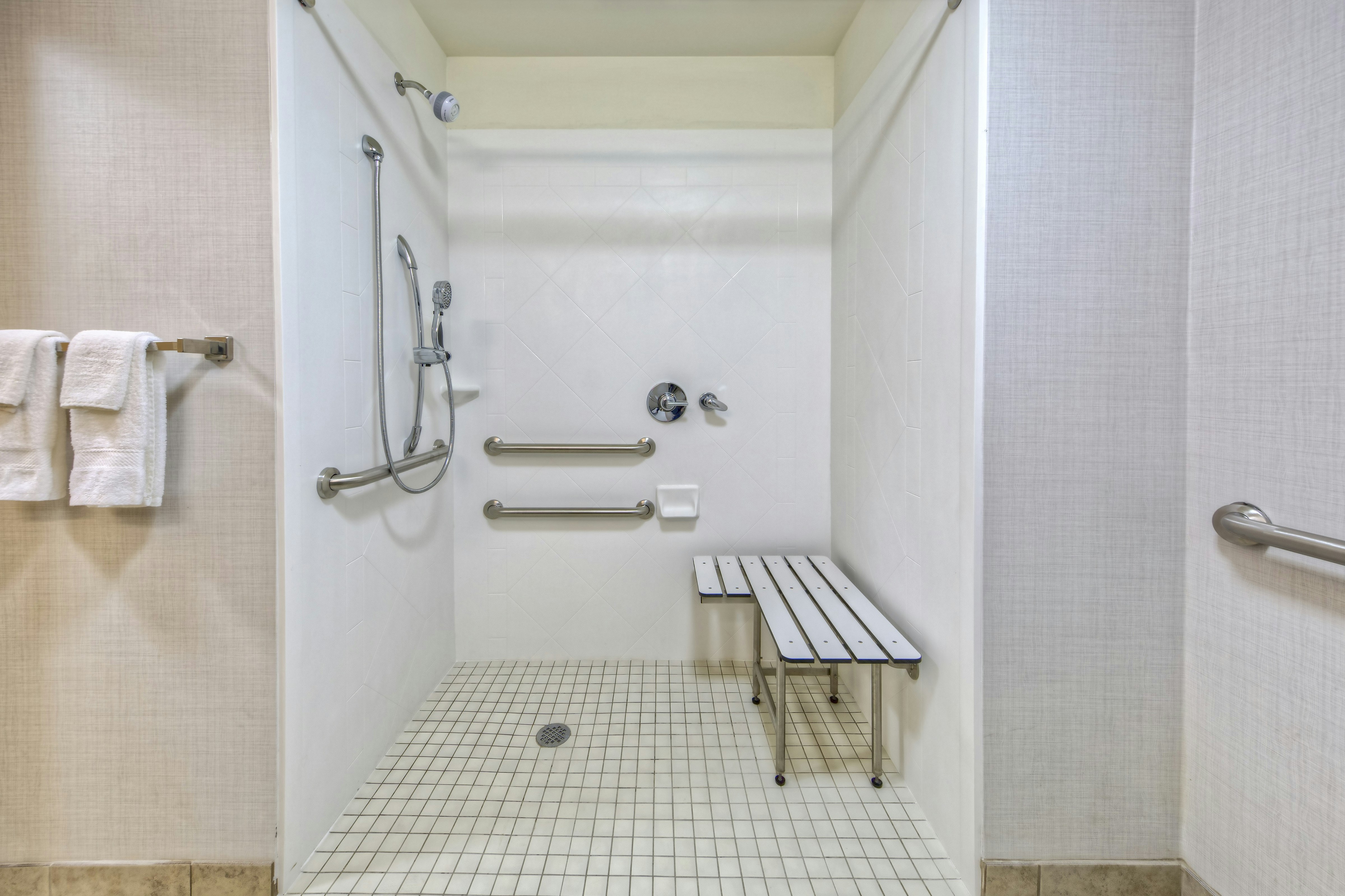 Hampton Inn Indianola 20/21