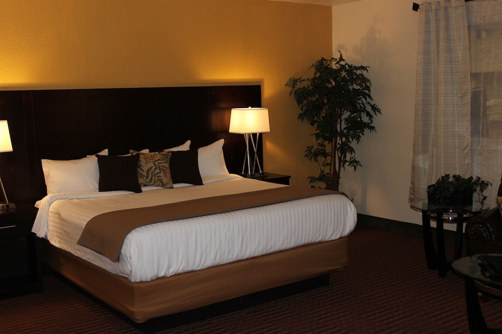 Grand Williston Hotel Conference Center 10/32