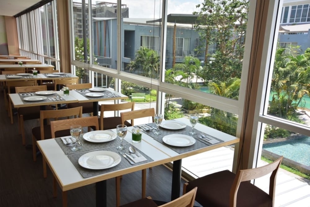 PAEVA LUXURY SERVICED RESIDENCE 31/48