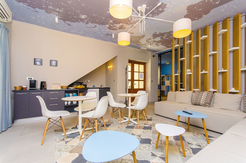 Hostel Dvor 15/44