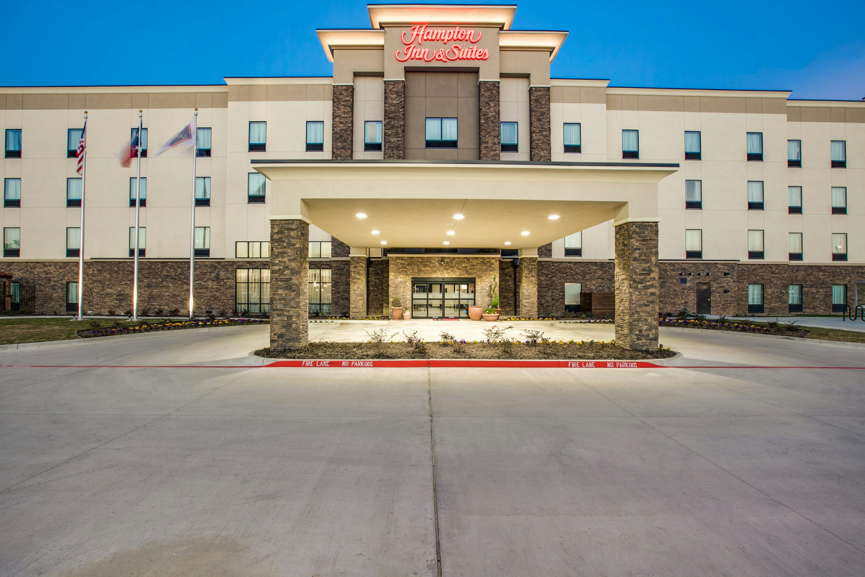 Hampton Inn Suites Dallas Ft Worth Airport South Tx 45/49