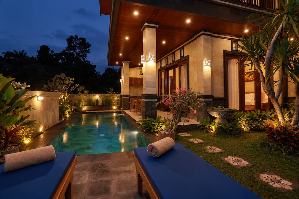 Dewi Sri Private Villa 41/45