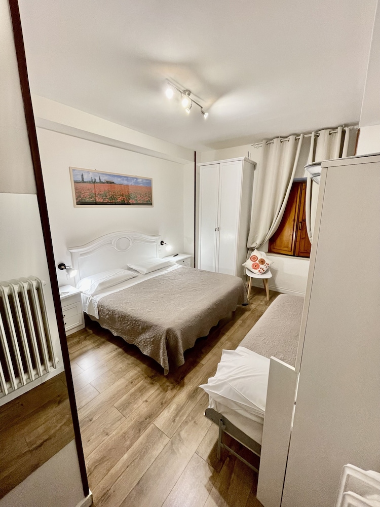 Hotel Sant Ercolano 7/50