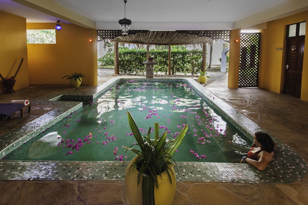 AHG Waridi Beach Resort & Spa 22/47
