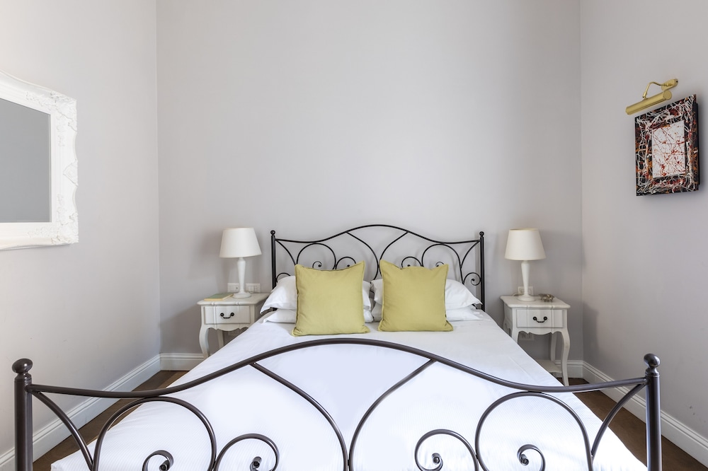 Spagna Art & Suites 28/58