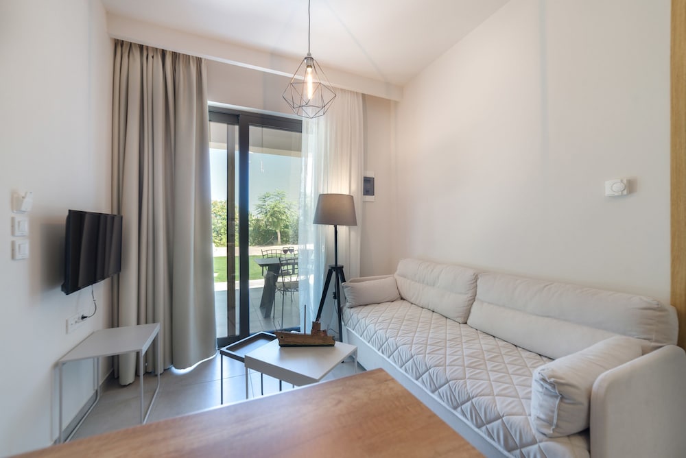 Lemonia Accommodations 31/50