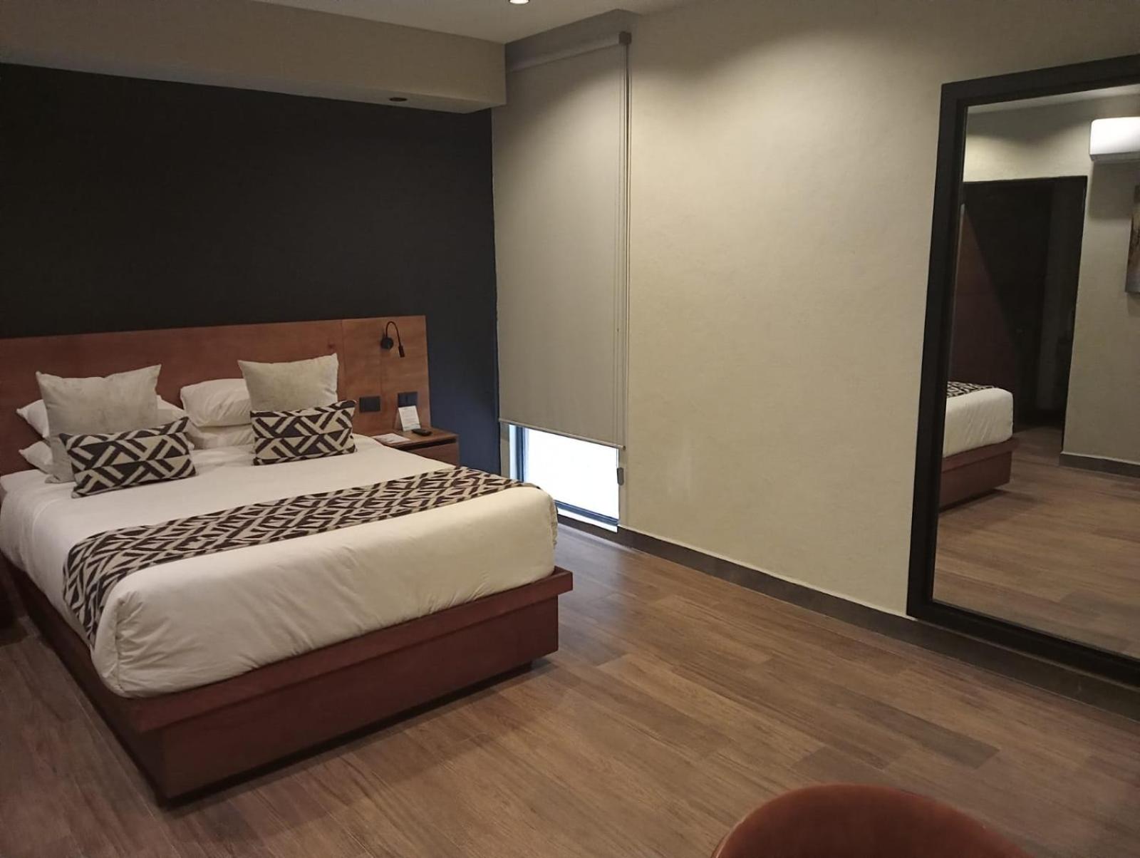 Concept, 2 Queen Beds