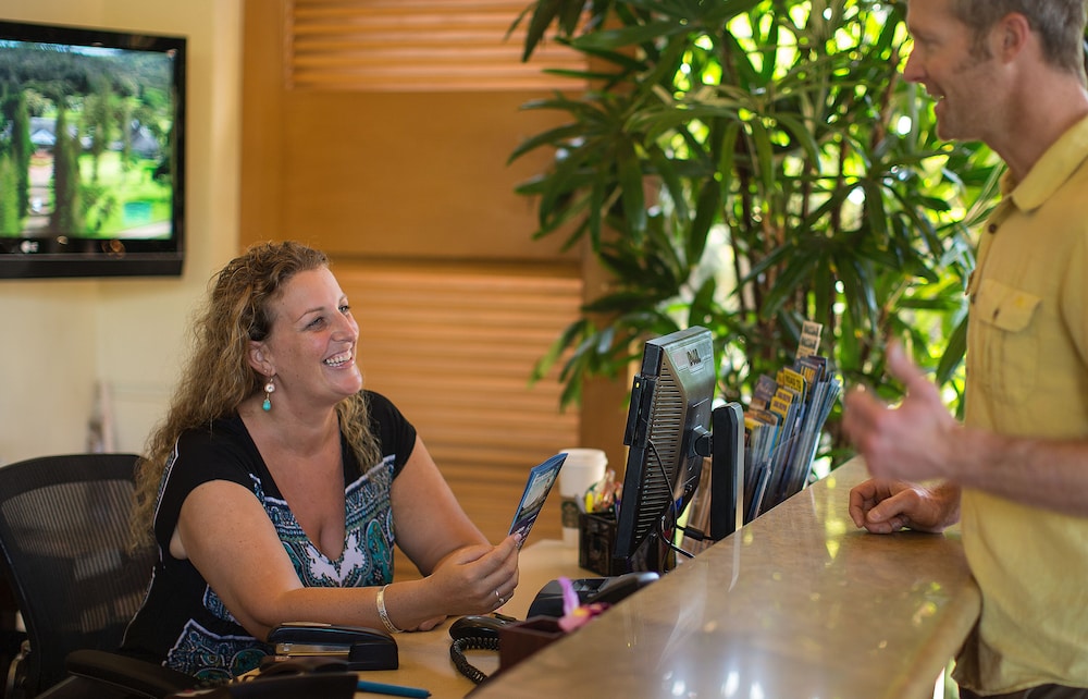 Maui Coast Hotel 40/71