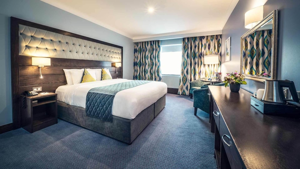 Cavan Crystal Hotel 17/57