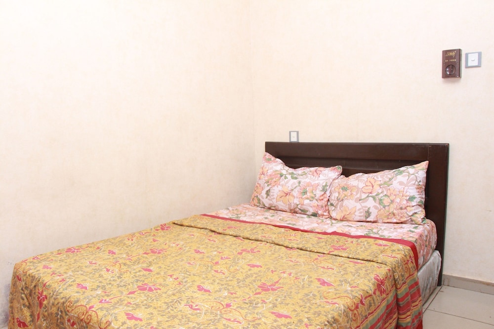 STANDARD, DOUBLE BED
