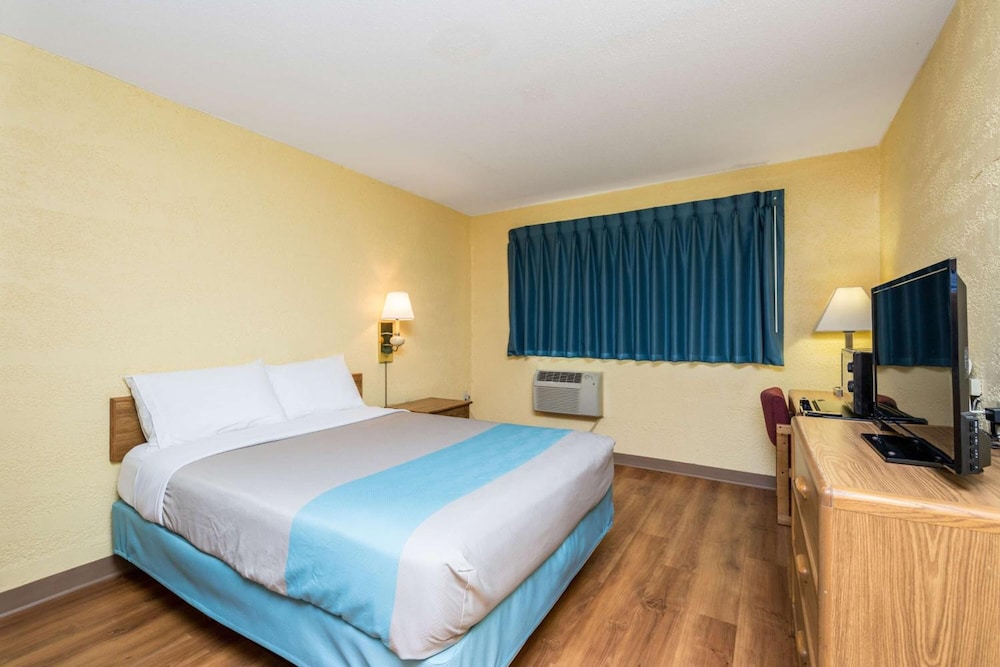 Motel6 Cedar Rapids, IA - Airport 29/57