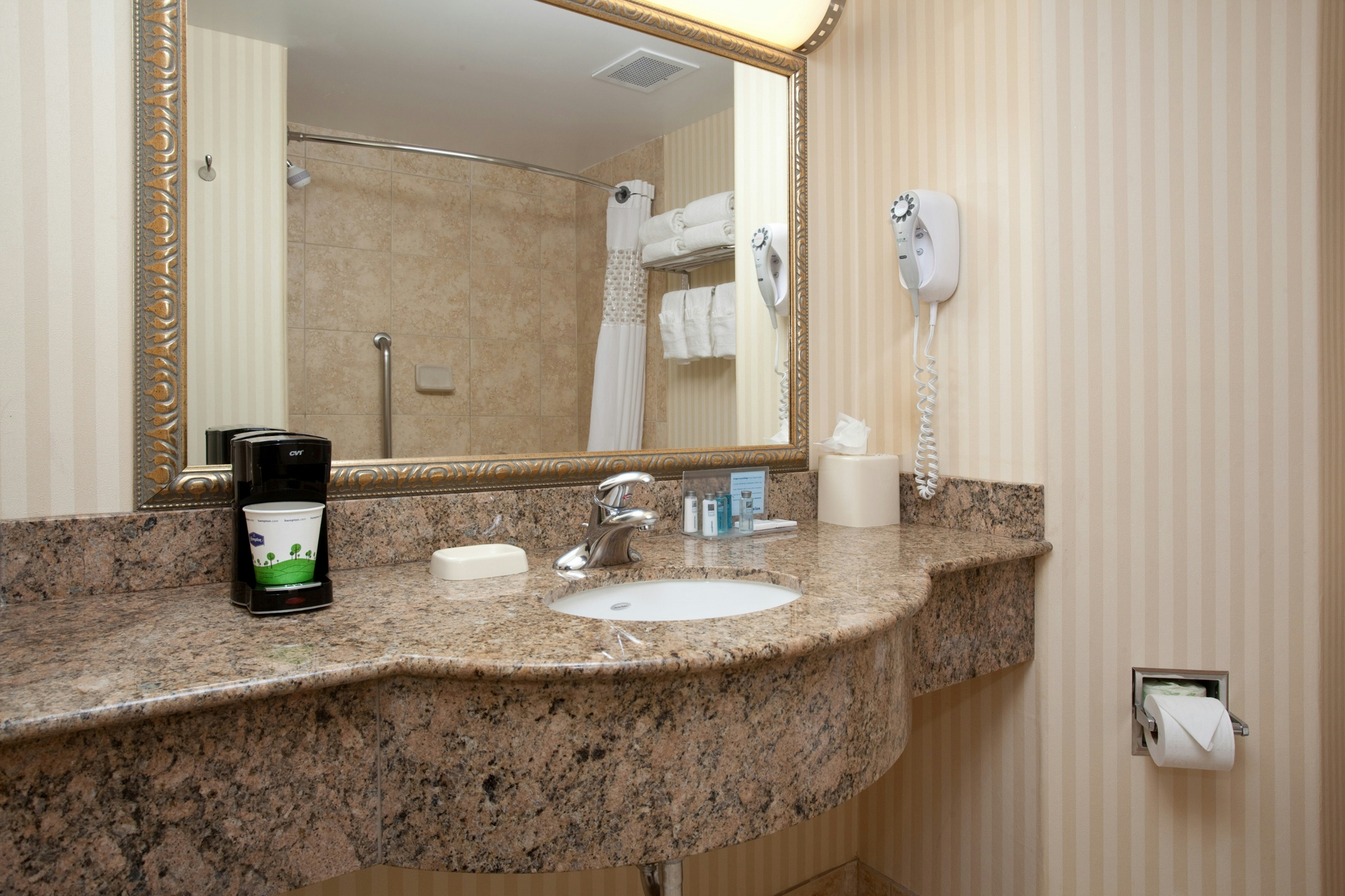 Hampton Inn Suites Parker 30/31