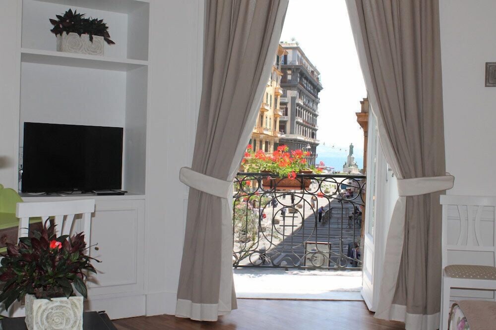 Grand Tour 4Rooms 26/36