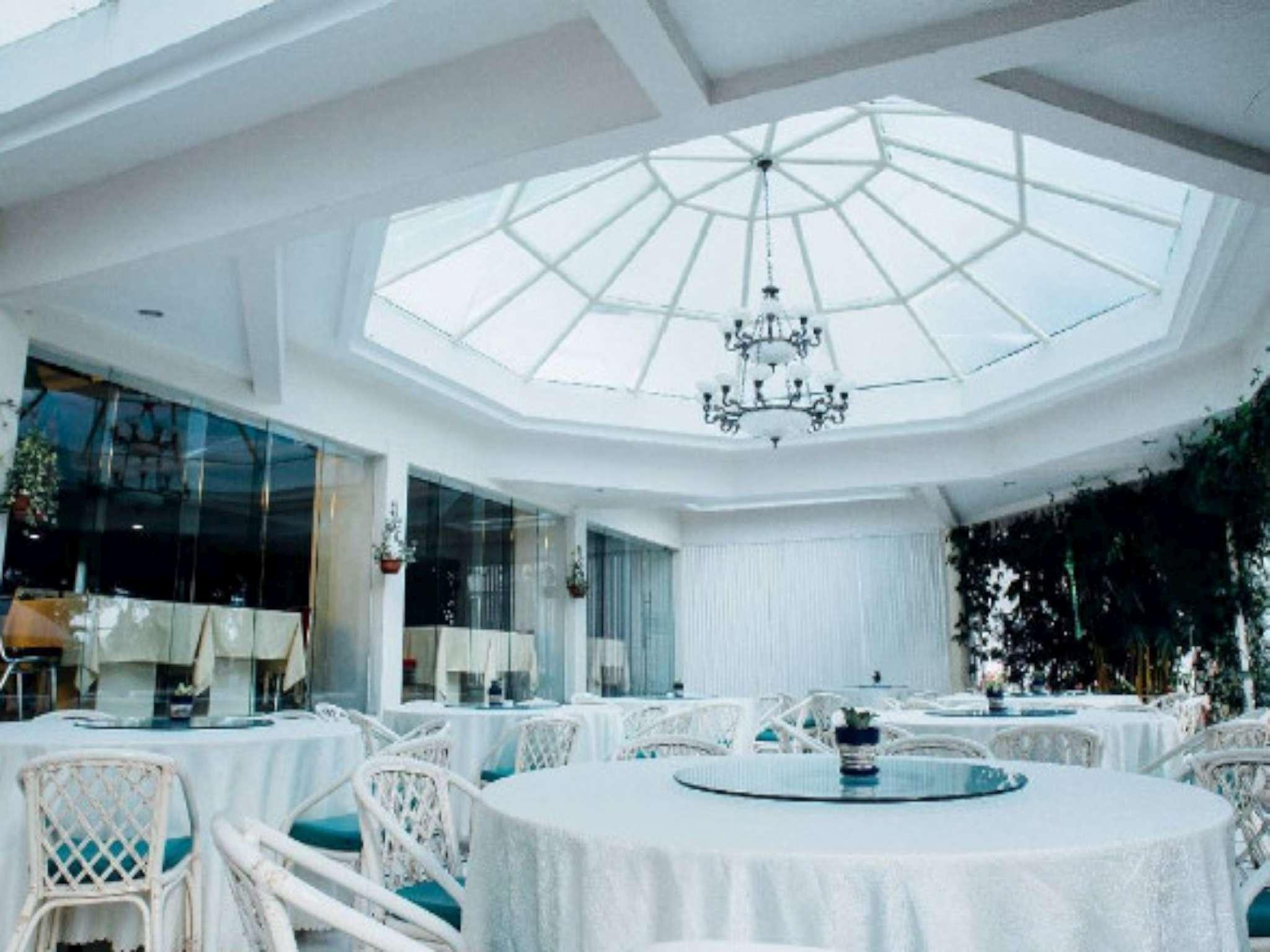 Grand Mutiara Hotel 12/48