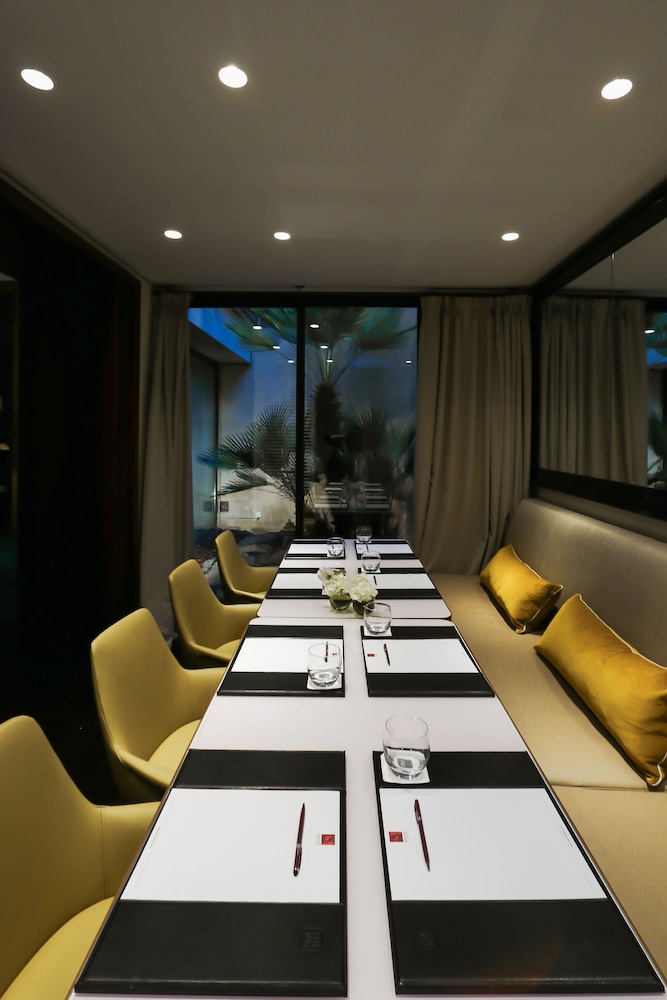Hotel Montalembert 54/62