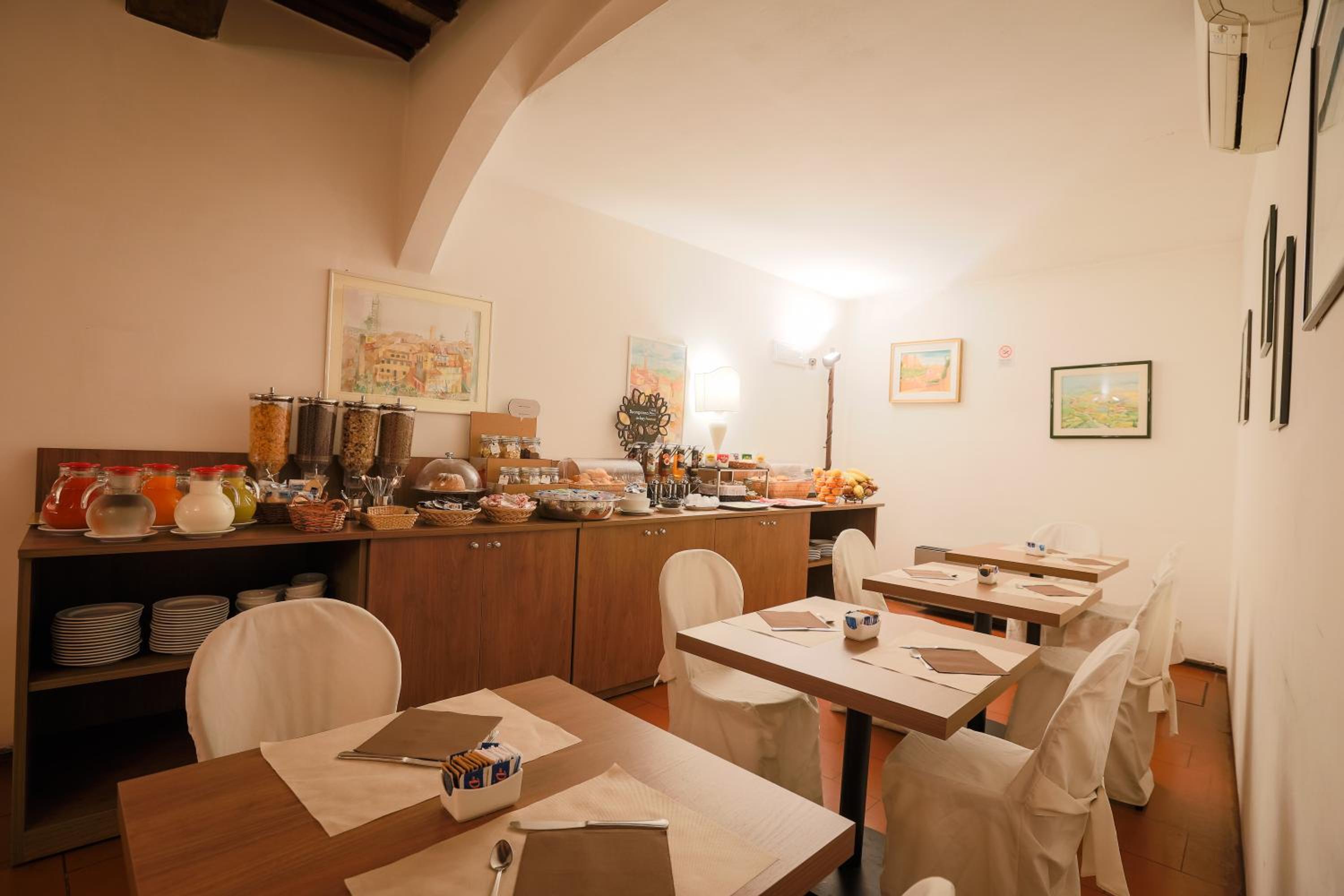 Hotel Duomo Siena 23/33